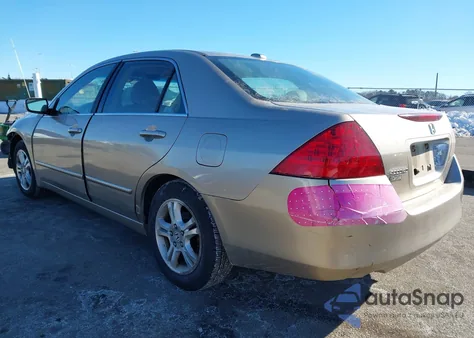 2006 Honda Accord 2.4 Ex из США, поврежденный, VIN 1HGCM568X6A140671